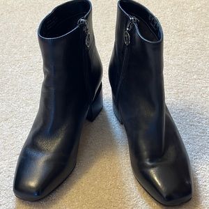 Franco Sarto leather side zip boots size 6M
